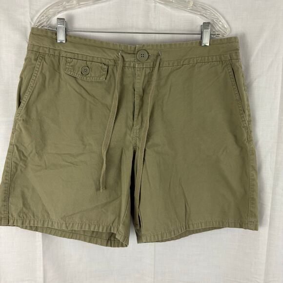 Old Navy Just Below Waist Chino Shorts Women's 14 Green Cotton - Picture 1 of 3